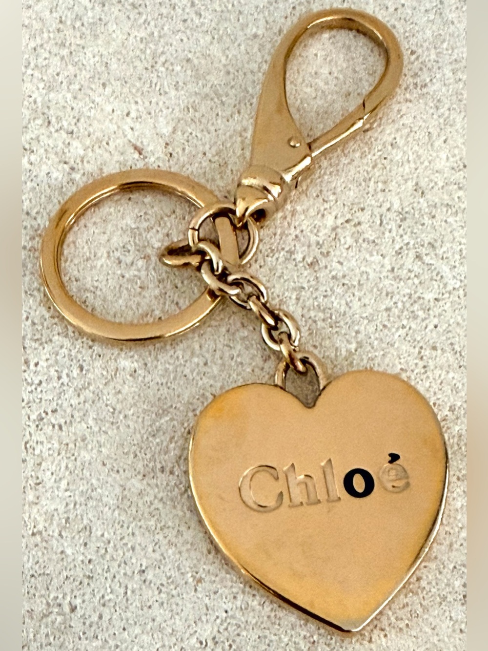 LOW START! - CHLOÉ Gold Tone Heart Logo Keychain Bag Charm - Picture 7 of 7